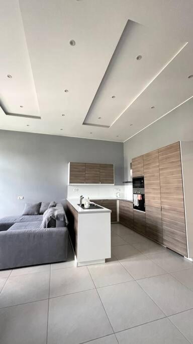 Renovated And Spacious Two-Bedroom Condo In 부다페스트 외부 사진